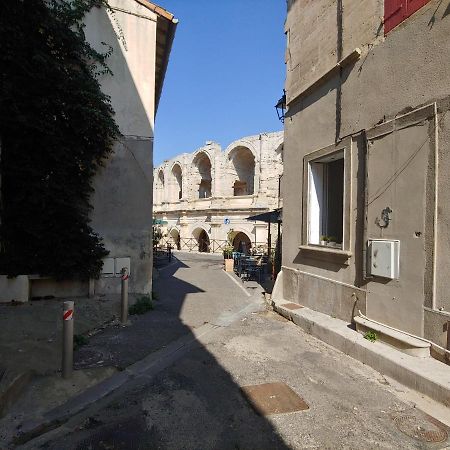 Charmante maison arlésienne à l'ombre des Arènes, de 2 à 5p Extérieur photo