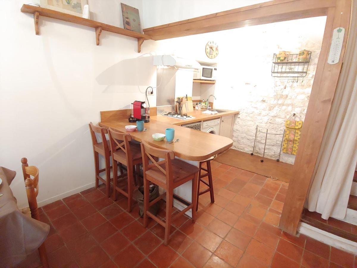 Charmante maison arlésienne à l'ombre des Arènes, de 2 à 5p Extérieur photo
