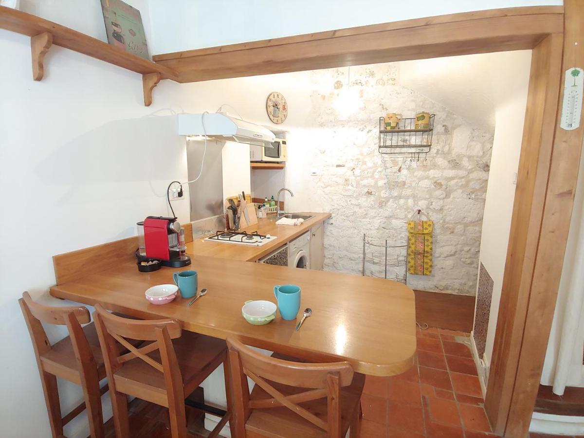 Charmante maison arlésienne à l'ombre des Arènes, de 2 à 5p Extérieur photo