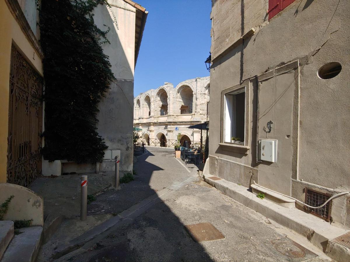 Charmante maison arlésienne à l'ombre des Arènes, de 2 à 5p Extérieur photo
