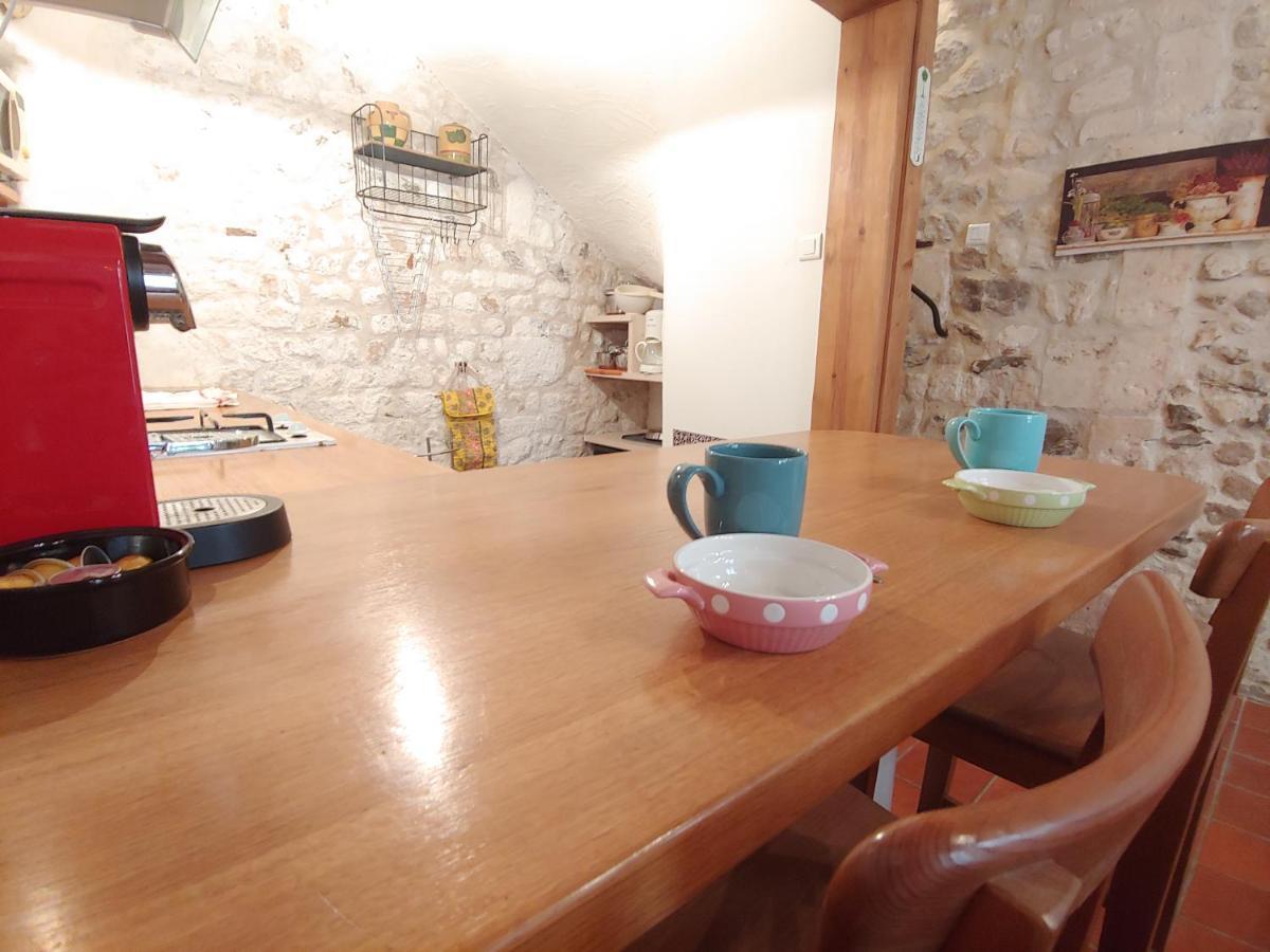Charmante maison arlésienne à l'ombre des Arènes, de 2 à 5p Extérieur photo